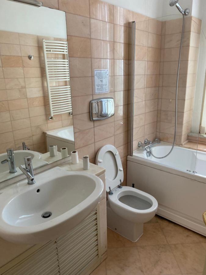 Rome Accomodation Eksteriør billede